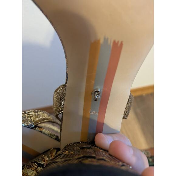 Sam edlman kia block sandal size 6.5 gold metallic - Picture 5 of 6